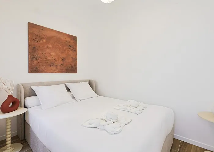 Spacieux & Lumineux Garibaldi דירה