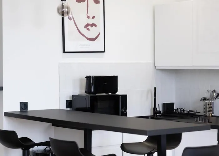 דירה Spacieux & Lumineux Garibaldi *